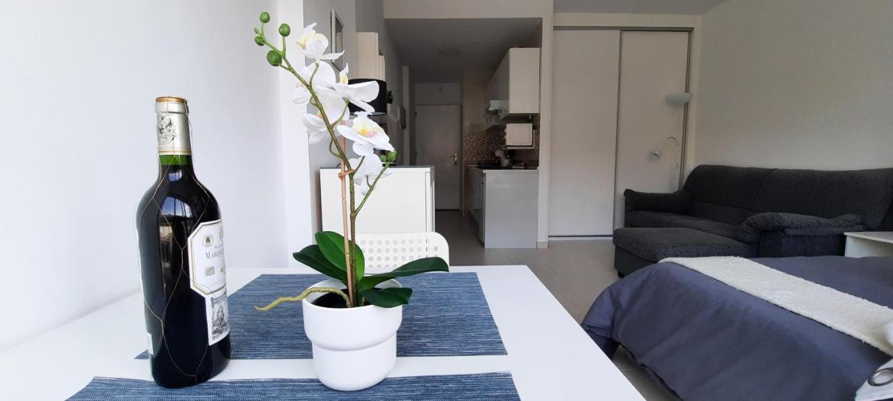 Estudio Torremolinos Centro By Ava Apartments Wifi Y Smart Tv Zewnętrze zdjęcie